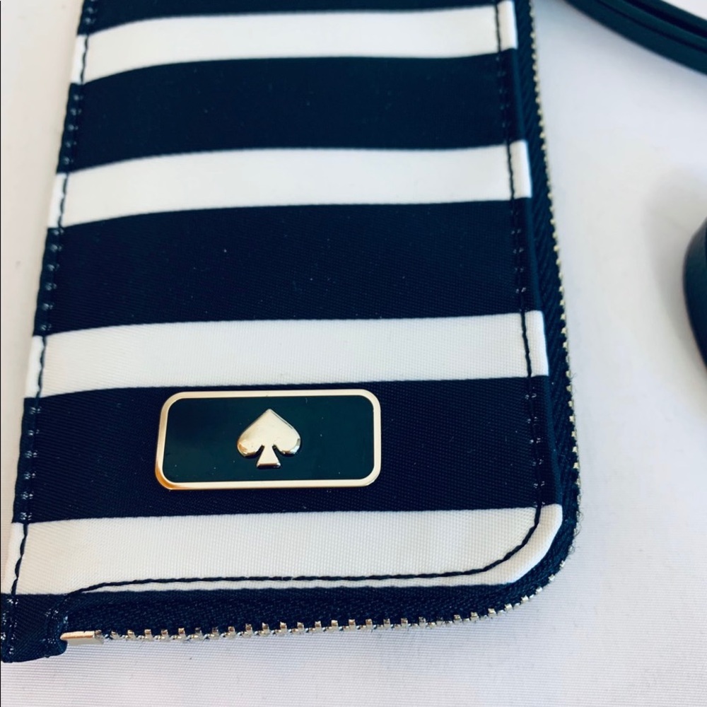 Kate Spade Dawn Sailing Stripe Case ID Lanyard - Picture 3 of 5